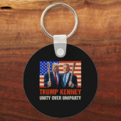 Trump Kennedy Unity Over Uniparty 2025 Funny Elect キーホルダー (正面)
