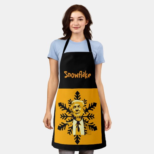 Trump/Snowflake Apron エプロン (着用した状態)