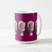Trump Toilet Mug コーヒーマグカップ (正面右)