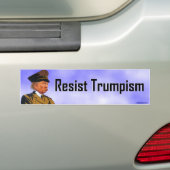 trumpismに抵抗して下さい バンパーステッカー (車上)