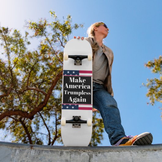 Trumpless Skateboard スケートボード (室外1)