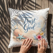 "Trust God" Coastal Beach Watercolor Christian クッション