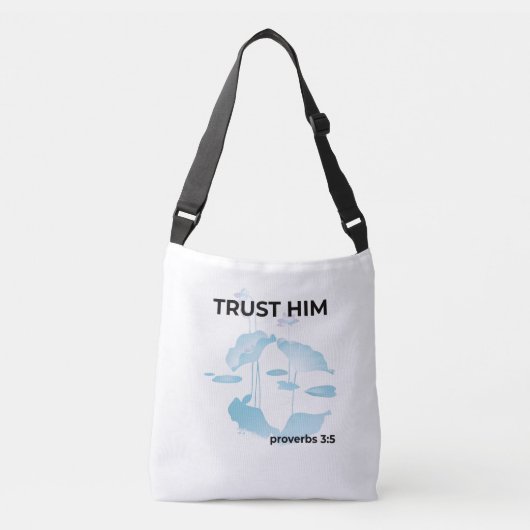Trust Him Tote Bag Proverbs 3:5 | Christian Bag クロスボディバッグ (正面)