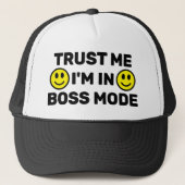 Trust Me - I'm In Boss Mode™ Trucker Hat キャップ (正面)