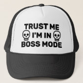 Trust Me - I'm In Boss Mode™ Trucker Hat キャップ (正面)