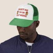 Trust Me - I'm In Elf Mode™ Trucker Hat キャップ (インサイチュ)
