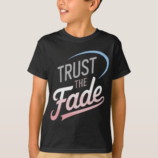 Trust The Fade Disc Golf Design Stylish And Comfor Tシャツ (正面)