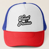 Trust The Process Trucker Hat キャップ (正面)