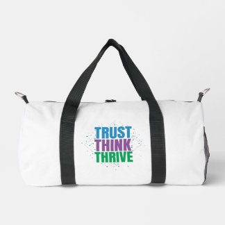 Trust Think Thrive – モチベーションを高める名言デザイン ダッフルバッグ