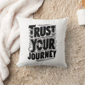 Trust Your Journey Vertical Typography Art クッション (ブランケット)