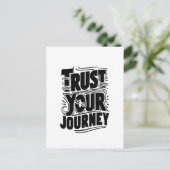 Trust Your Journey Vertical Typography Art ポストカード (スタンド正面)