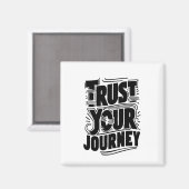Trust Your Journey Vertical Typography Art マグネット (正面/裏面)