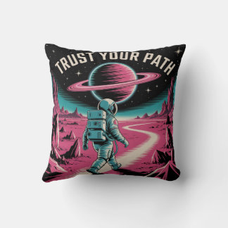 Trust Your Path クッション