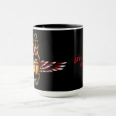 TSDS：セス・スカラブ・コート・グラフィック・マグカップ マグカップ (中央)