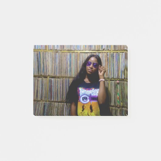 TSTモデル ポストイット (正面)