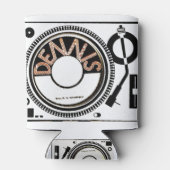 TST /デニスのブランド 缶クーラー (裏面)