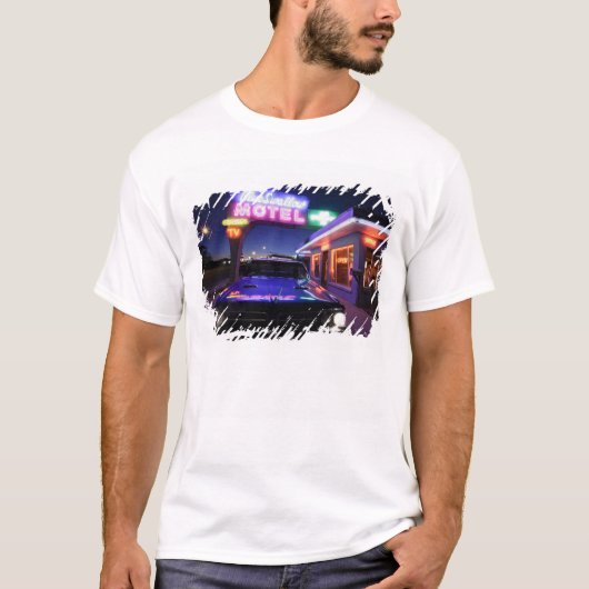 Tucumcari、ニューメキシコ、米国。 ルート66 tシャツ (正面)
