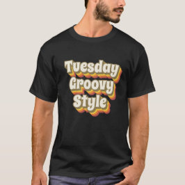 Tuesday Groovy Style 70er Retro Design Tシャツ