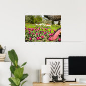Tulip Garden Through The Dog's Mouth Poster ポスター (ホームオフィス)