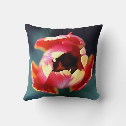 Tulip Pillow Cover クッション (裏面)