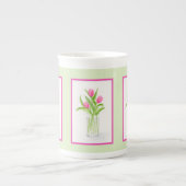 Tulips in Water Handpainted Watercolor  ボーンチャイナマグカップ (正面)