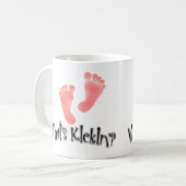 tummomy.comのための白いKickin'?のマグ コーヒーマグカップ (正面左)