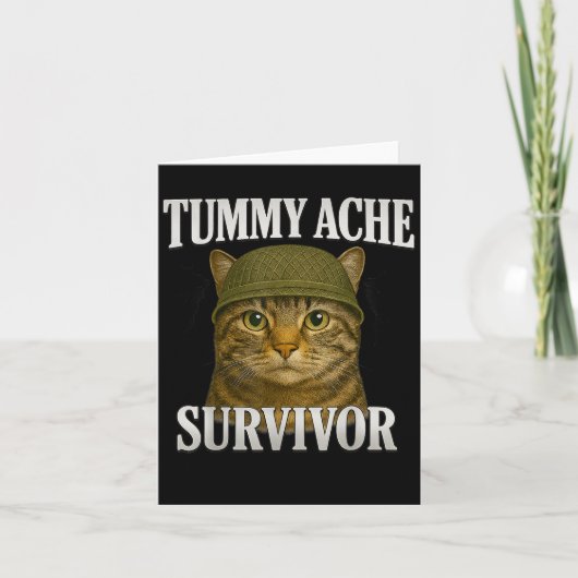 Tummy Ache Surviver CatミームおもしろいKitten Gift Men カード (正面)