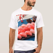 Tuna Parade – Red Gradient Tシャツ (正面)