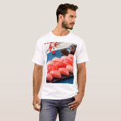 Tuna Parade – Red Gradient Tシャツ (正面フル)