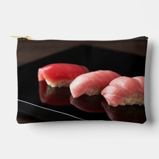 Tuna Trio Sushi Pouch – Elegant Minimal Style アクセサリーポーチ (正面)