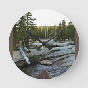 Tuolumne River by Campground, Yosemite, CA ラウンド壁時計