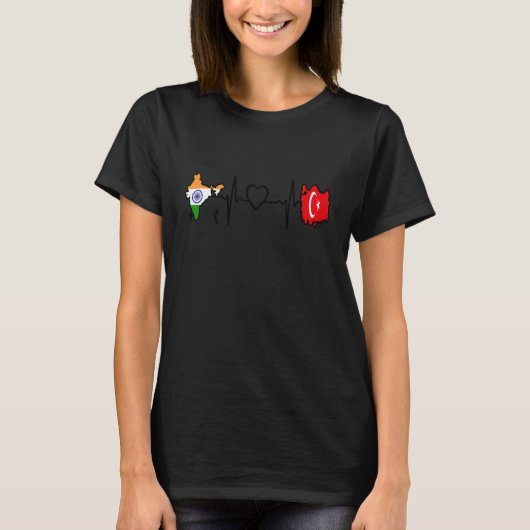 Turkey India Flag Turkish Indian Heartbeat Tシャツ (正面)