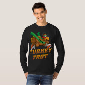 Turkey Trot Squad Funny Thanksgiving Running Tシャツ (正面フル)