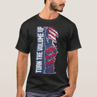 Turn The Volume Up Newyork Lover Patriotic US Tシャツ