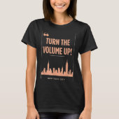 Turn The Volume Up Nyc Skyline Zohran Mamdani For  Tシャツ (正面)