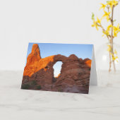 Turret Arch at Sunrise II カード (黄色い花)