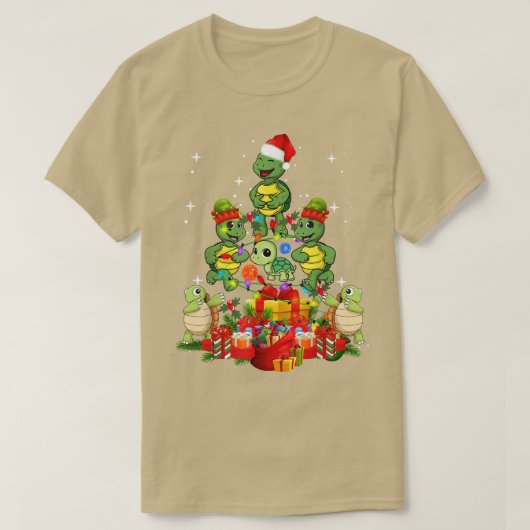 Turtleとサンタハットツリーライトクリスマスライトクリス Tシャツ (デザイン正面)