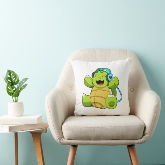 Turtle at Music with Headphone クッション (椅子)