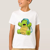 Turtle at Music with Headphone Tシャツ (正面)