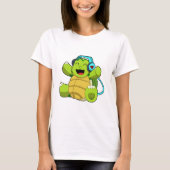 Turtle at Music with Headphone Tシャツ (正面)