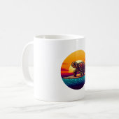 Turtle on Surfboard Sunset コーヒーマグカップ (正面左)