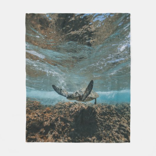 TURTLE ON THE MOVE フリースブランケット (正面)