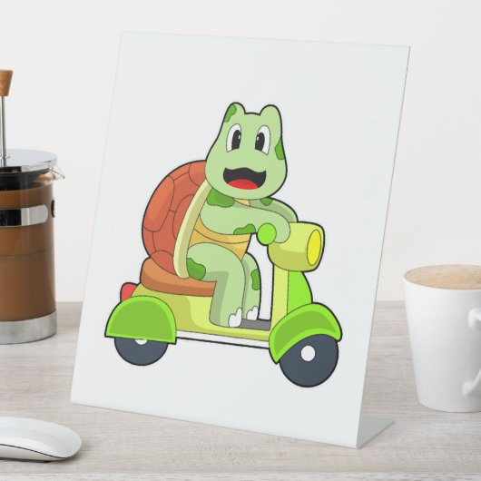Turtle Scooter 台座サイン (インサイチュ)