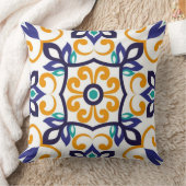 Tuscan Verve Vibrant Scrollwork Mediterranean クッション (ブランケット)