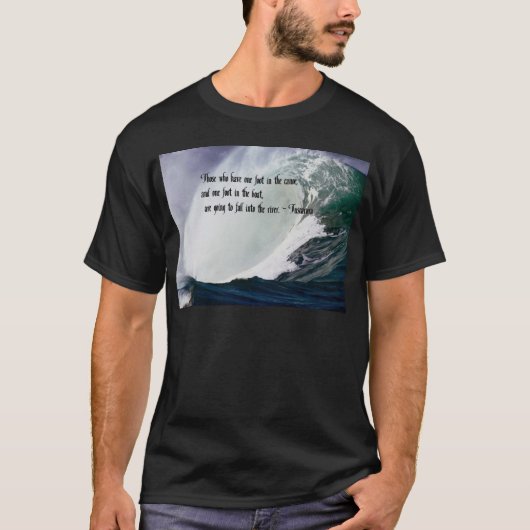 Tuscaroraの諺のアメリカインディアンの引用文 Tシャツ (正面)