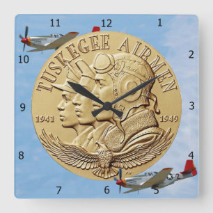 TUSKEGEEのパイロットの硬貨 スクエア壁時計