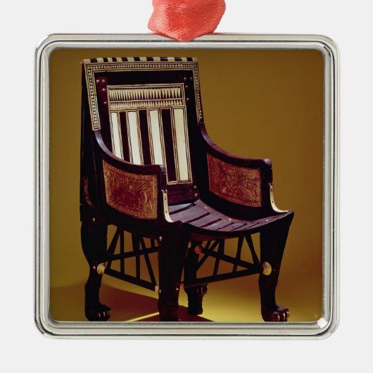 Tutankhamunの墓からの子供の椅子、 メタルオーナメント (正面)