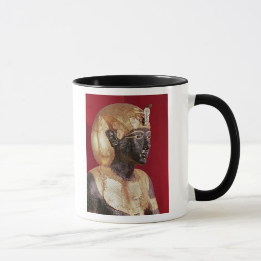 Tutankhamunの実物大の彫像 マグカップ (右)
