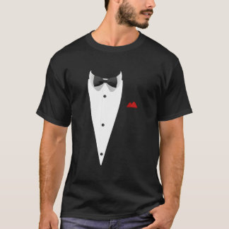 Tuxedoの特別な時結婚に蝶ネクタイ Tシャツ