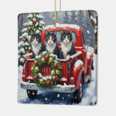 Tuxedo Cat Christmas Red Truck Holiday セラミックオーナメント (左)